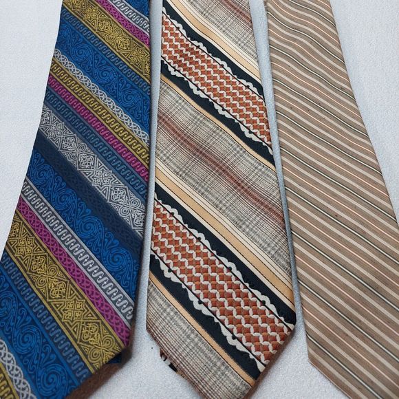 Men's Ties Lot of 6 Vintage Halston Puccini Wembley Regal Regalon Necktie Men - Picture 8 of 9